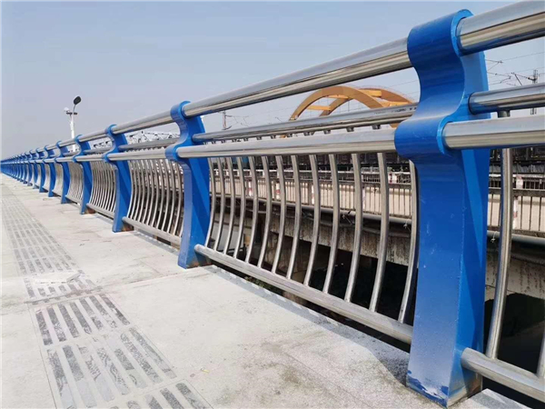 滁州304不锈钢复合管护栏的生产工艺揭秘